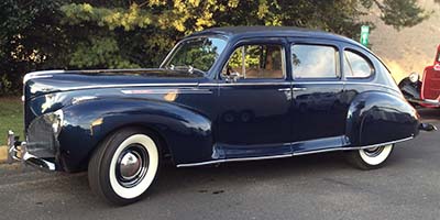 Luxury Car - 1940 Lincoln Zephyr
